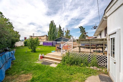 841 E Nanton Street, Carstairs, AB - Outdoor