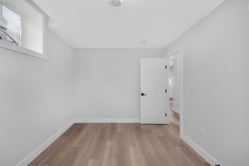 327 Kinniburgh Place, Chestermere, AB - Indoor Photo Showing Other Room