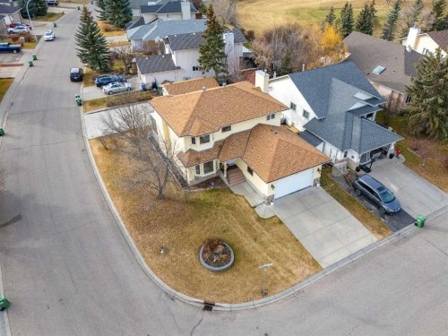 301 Riverview Green, Cochrane, AB - Outdoor