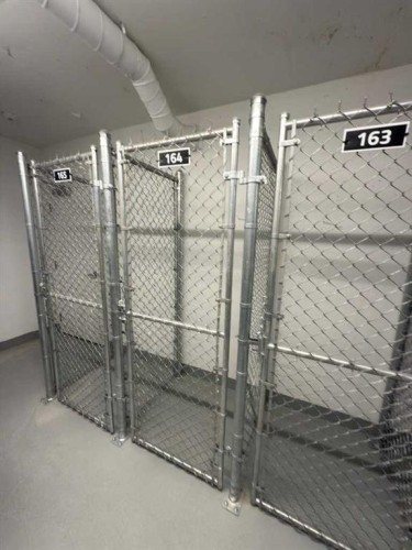 305-110 18A Street Nw, Calgary, AB - Indoor With Storage