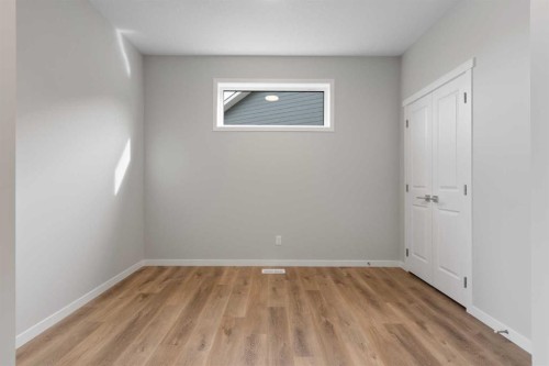 106 Monterey Bay Se, High River, AB - Indoor Photo Showing Other Room