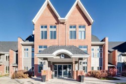 237-15 Everstone Drive SW Calgary, AB T2Y 5B5