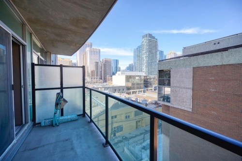 609-788 12 Avenue Sw, Calgary, AB - Outdoor With Balcony With Exterior