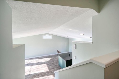 1184 Milt Ford Lane, Carstairs, AB - Indoor Photo Showing Other Room