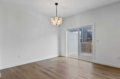 90 Heritage Circle, Cochrane, AB - Indoor Photo Showing Other Room