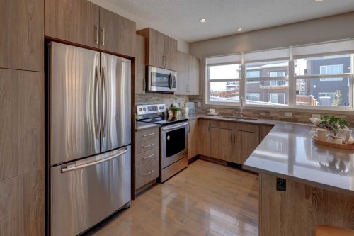 66 Evanscrest Terrace Nw, Calgary, AB - Indoor Photo Showing Kitchen
