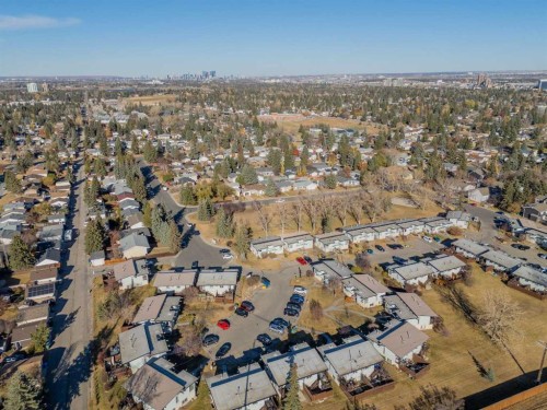 27A-333 Braxton Place Sw, Calgary, AB - Outdoor With View