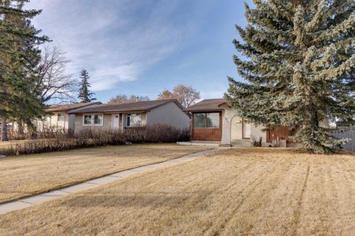 1311 68 Street Ne, Calgary, AB - Outdoor