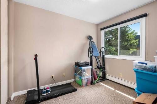 3201-4001C 49 Street Nw, Calgary, AB - Indoor Photo Showing Gym Room