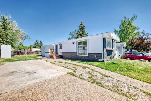 817 Bayview Road, Strathmore, AB - Outdoor
