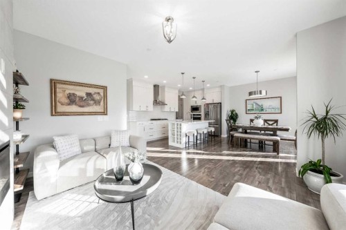 240 Lucas Crescent Nw, Calgary, AB - Indoor Photo Showing Living Room