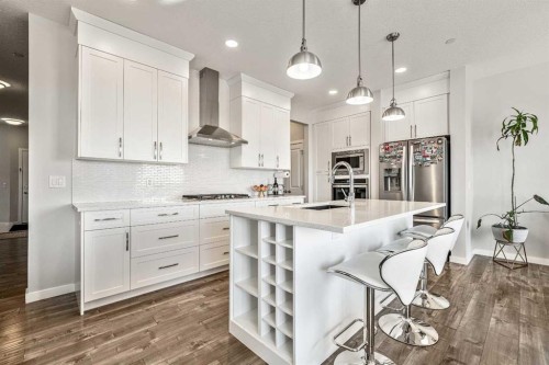 240 Lucas Crescent Nw, Calgary, AB - Indoor Photo Showing Kitchen With Upgraded Kitchen