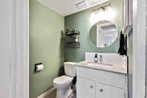 1-6412 4 Street Ne, Calgary, AB - Indoor Photo Showing Bathroom