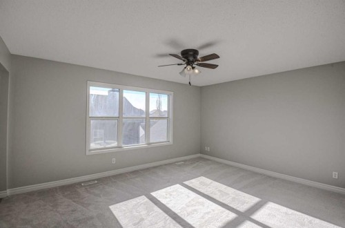 40 Prestwick Manor Se, Calgary, AB - Indoor Photo Showing Other Room
