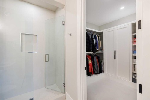 319 42 Street Sw, Calgary, AB - Indoor