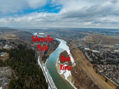 319 42 Street Sw, Calgary, AB - Outdoor With View