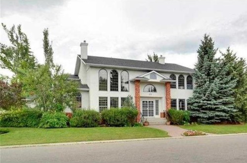 175 Pumpvalley Court Sw, Calgary, AB - Outdoor With Facade