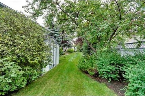 175 Pumpvalley Court Sw, Calgary, AB - Outdoor