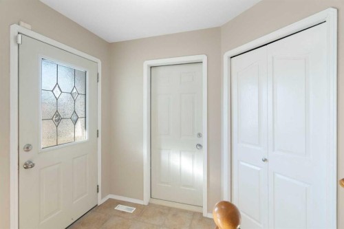 95 Cambridge Glen Drive, Strathmore, AB - Indoor Photo Showing Other Room