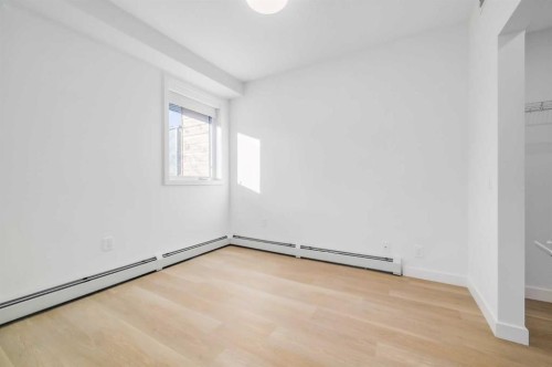 2110-8500 19 Avenue Se, Calgary, AB - Indoor Photo Showing Other Room
