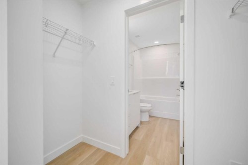 2110-8500 19 Avenue Se, Calgary, AB - Indoor