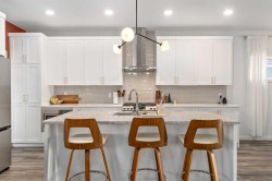 800 Reynolds Manor SW Airdrie, AB T4B 5G2