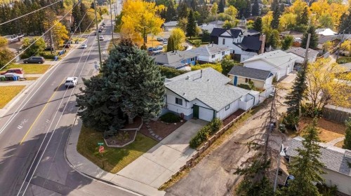 5231 Sheldon Place Nw, Calgary, AB - Outdoor With View