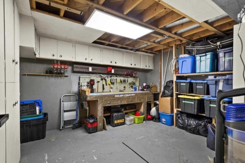 5231 Sheldon Place Nw, Calgary, AB - Indoor Photo Showing Basement