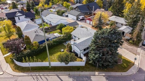 5231 Sheldon Place Nw, Calgary, AB - Outdoor With View