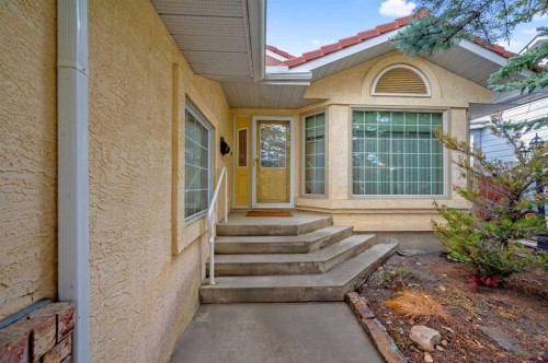 13895 Evergreen Street Sw, Calgary, AB - Outdoor