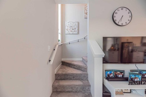 71 Skyview Ranch Avenue Ne, Calgary, AB - Indoor Photo Showing Other Room
