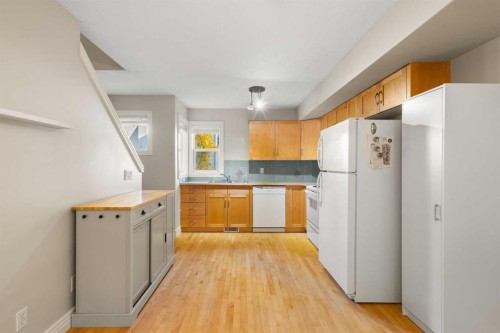 225 Bridlewood Lane Sw, Calgary, AB - Indoor Photo Showing Kitchen