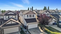 45 Everglen Crescent SW Calgary, AB T2Y 0G4