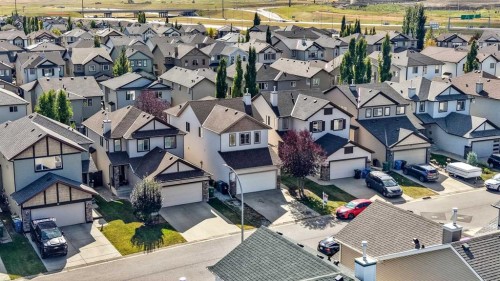 45 Everglen Crescent Sw, Calgary, AB - Outdoor With Facade