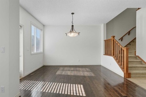 45 Everglen Crescent Sw, Calgary, AB - Indoor Photo Showing Other Room