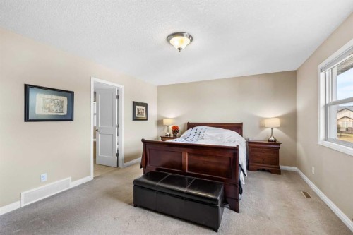 28 Panamount Common Nw, Calgary, AB - Indoor Photo Showing Bedroom