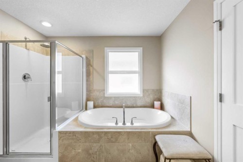 28 Panamount Common Nw, Calgary, AB - Indoor Photo Showing Bathroom