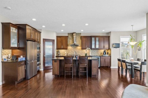 28 Panamount Common Nw, Calgary, AB - Indoor Photo Showing Kitchen With Upgraded Kitchen