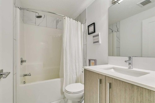 2217-76 Cornerstone Passage Ne, Calgary, AB - Indoor Photo Showing Bathroom