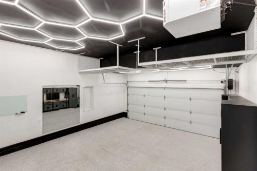 2016 Brightoncrest Green Se, Calgary, AB - Indoor Photo Showing Garage