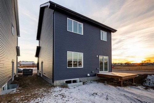 506 Ranch Green, Strathmore, AB - Outdoor With Exterior