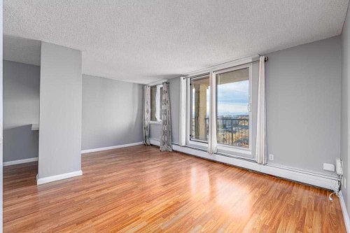 1709-4944 Dalton Drive Nw, Calgary, AB - Indoor Photo Showing Other Room