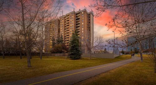 1709-4944 Dalton Drive Nw, Calgary, AB - Outdoor