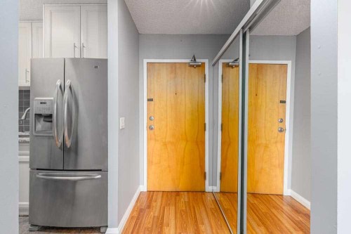 1709-4944 Dalton Drive Nw, Calgary, AB - Indoor