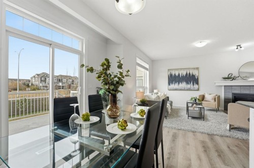 1096 Hillcrest Lane Sw, Airdrie, AB - Indoor Photo Showing Dining Room