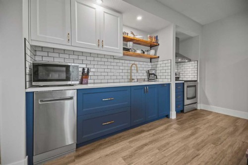51 Cimarron Springs Circle, Okotoks, AB - Indoor Photo Showing Kitchen