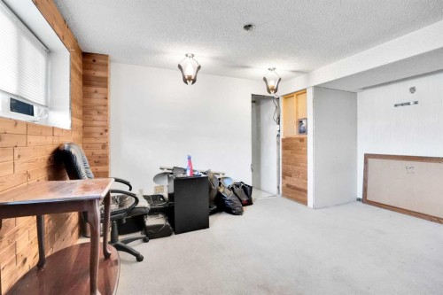 4764 Rundlewood Drive Ne, Calgary, AB - Indoor