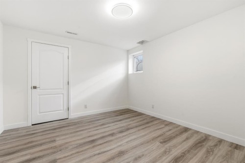 5 Del Monica Bay Ne, Calgary, AB - Indoor Photo Showing Other Room