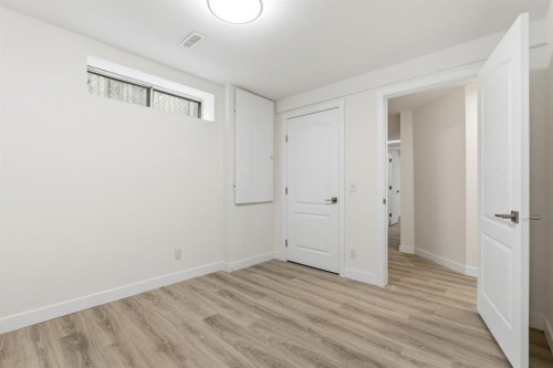 5 Del Monica Bay Ne, Calgary, AB - Indoor Photo Showing Other Room