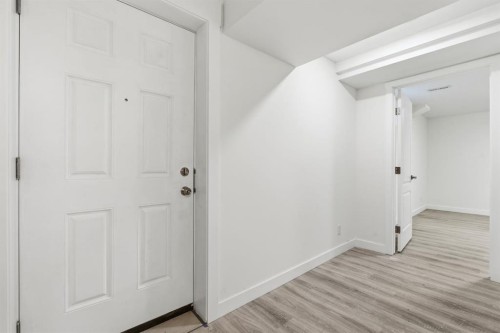 5 Del Monica Bay Ne, Calgary, AB - Indoor Photo Showing Other Room